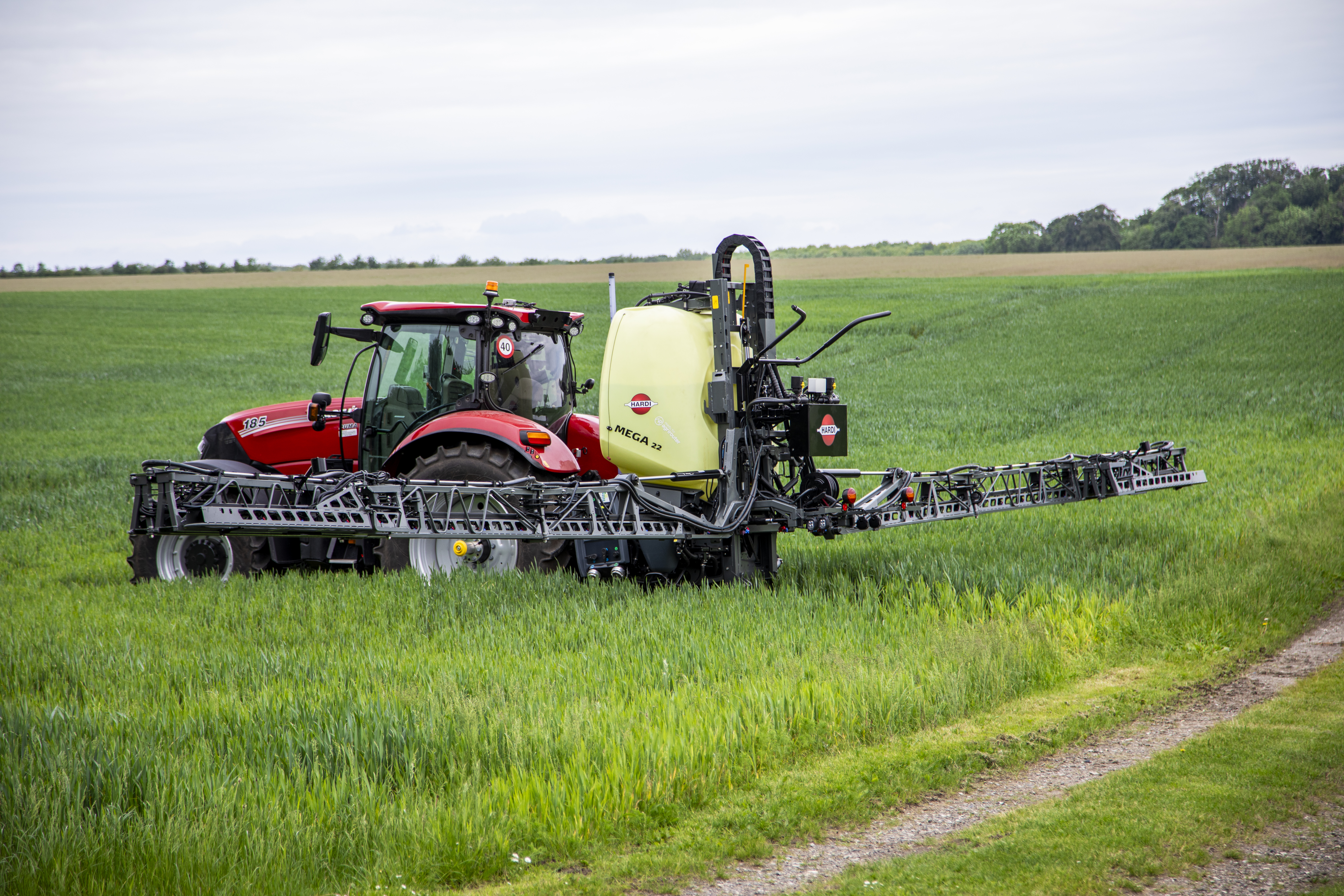 Liftmounted sprayers