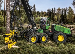 John Deere 1470G harvesters