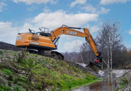 Crawler excavators