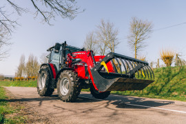 MF 4700 M 