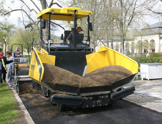 Bomag ceļu būves tehnika