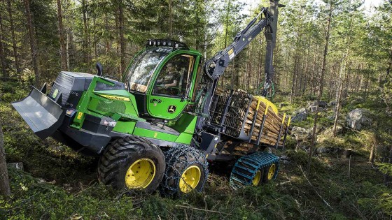 John Deere 1010G forvarders