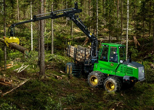 John Deere 1110G forwarder