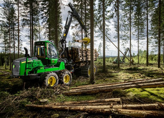 John Deere 1210G forwarder