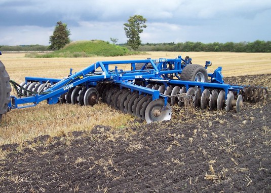 Dal-bo stubble implements