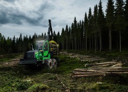 John Deere 1510G forwarder