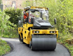 Asphalt rollers